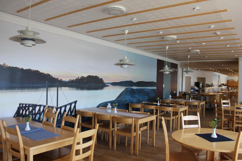 Ah Stifts- & Konferensgard Hotel Ljungskile Exterior photo